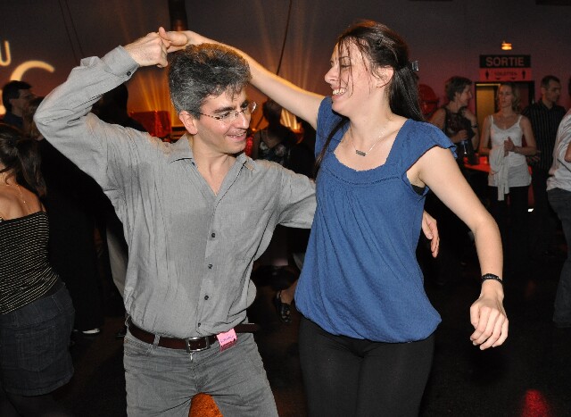 min 2008 11 08 fous swing 384